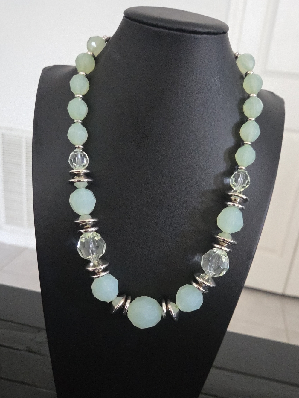 Paparazzi Dine And Dash Green Necklace NWT